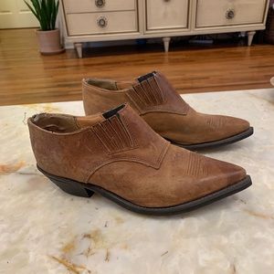 Vintage leather Dingo booties 8